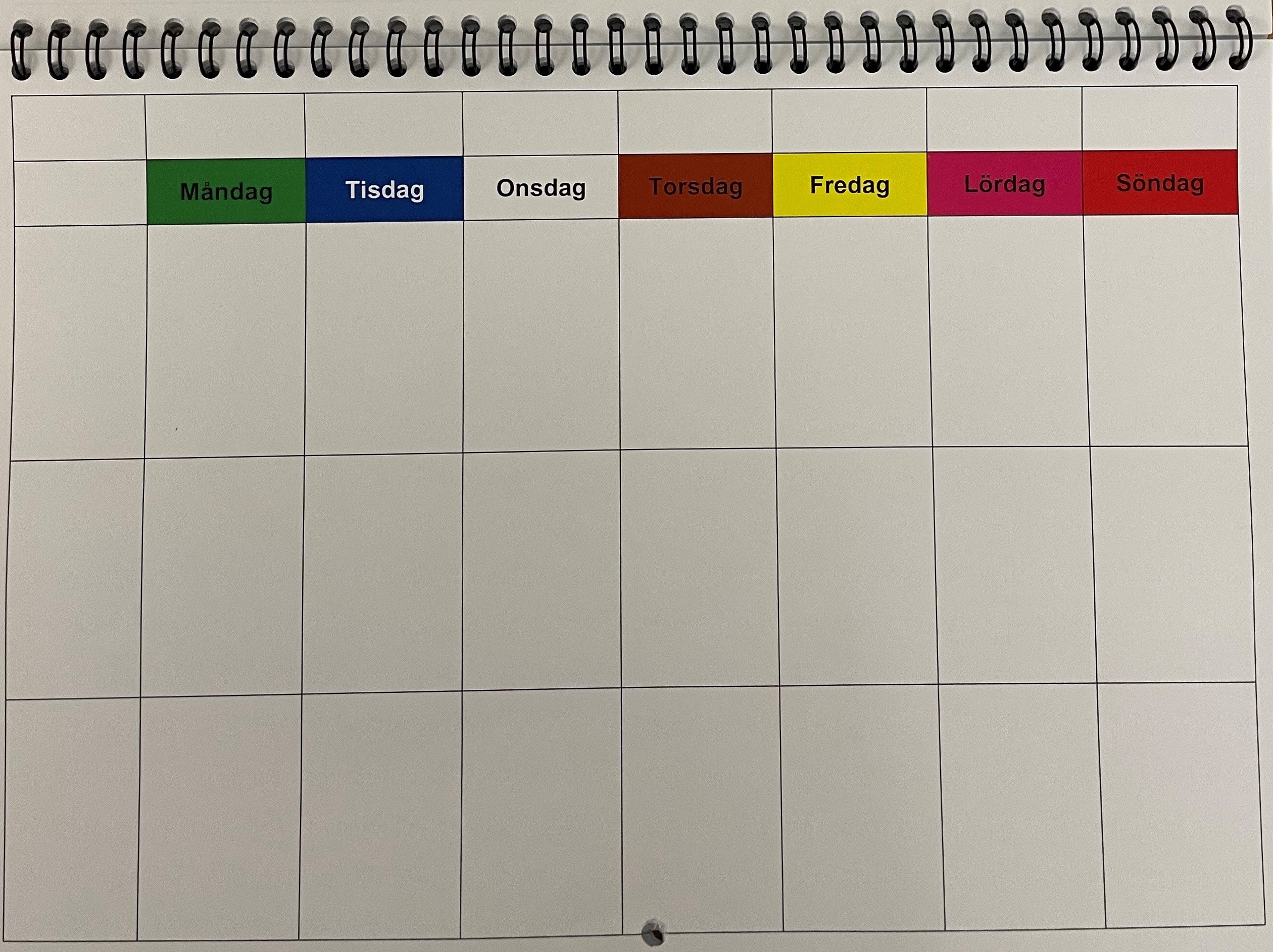 Årsalmanacka uppslag